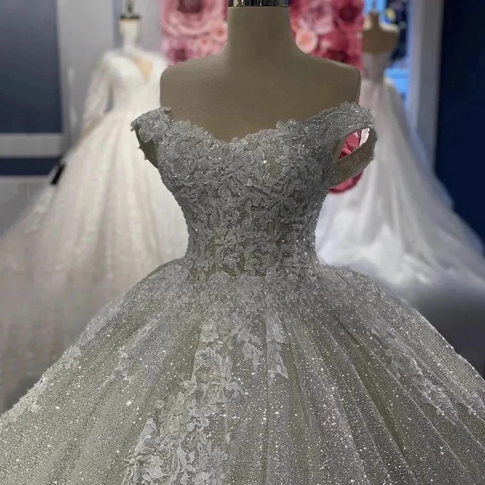 2026 Exquisite Ball Gown Sequins Wedding Dress Sparkly V-Neck Off The Shoulder Appliques Lace Up Bride Dresses Arabic Dubai Vestidos De Noiva