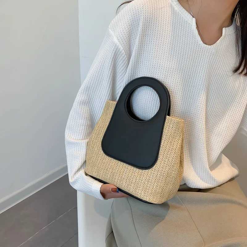 2017 Summer Cling Color Splicing Str Large Capacity Hand Woven Bag Fi Shoulder BagXJ250412