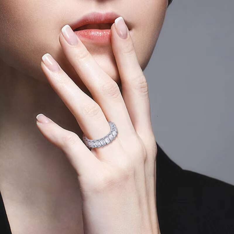 Classic Wedding Rings Rhodium Plated 925 Sterling Silver Engagement Vvs Emerald Moissanite Eternity Band Ring
