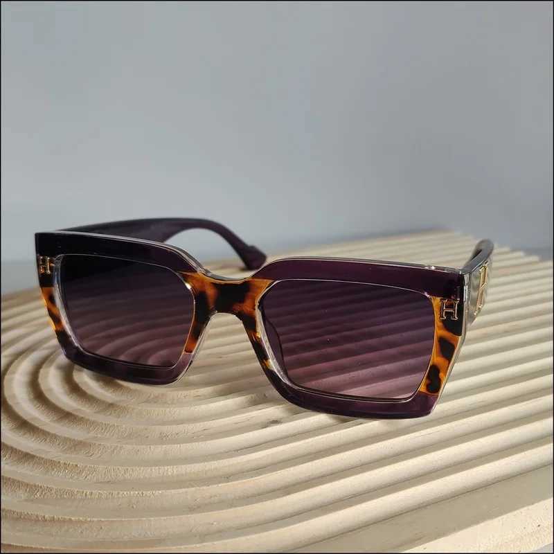 Luxury Fashion Sunglasses For Men And Women Luxury Square Designer Unisex Glasses Glamour Ladies Eyewear UV400 Z250411
