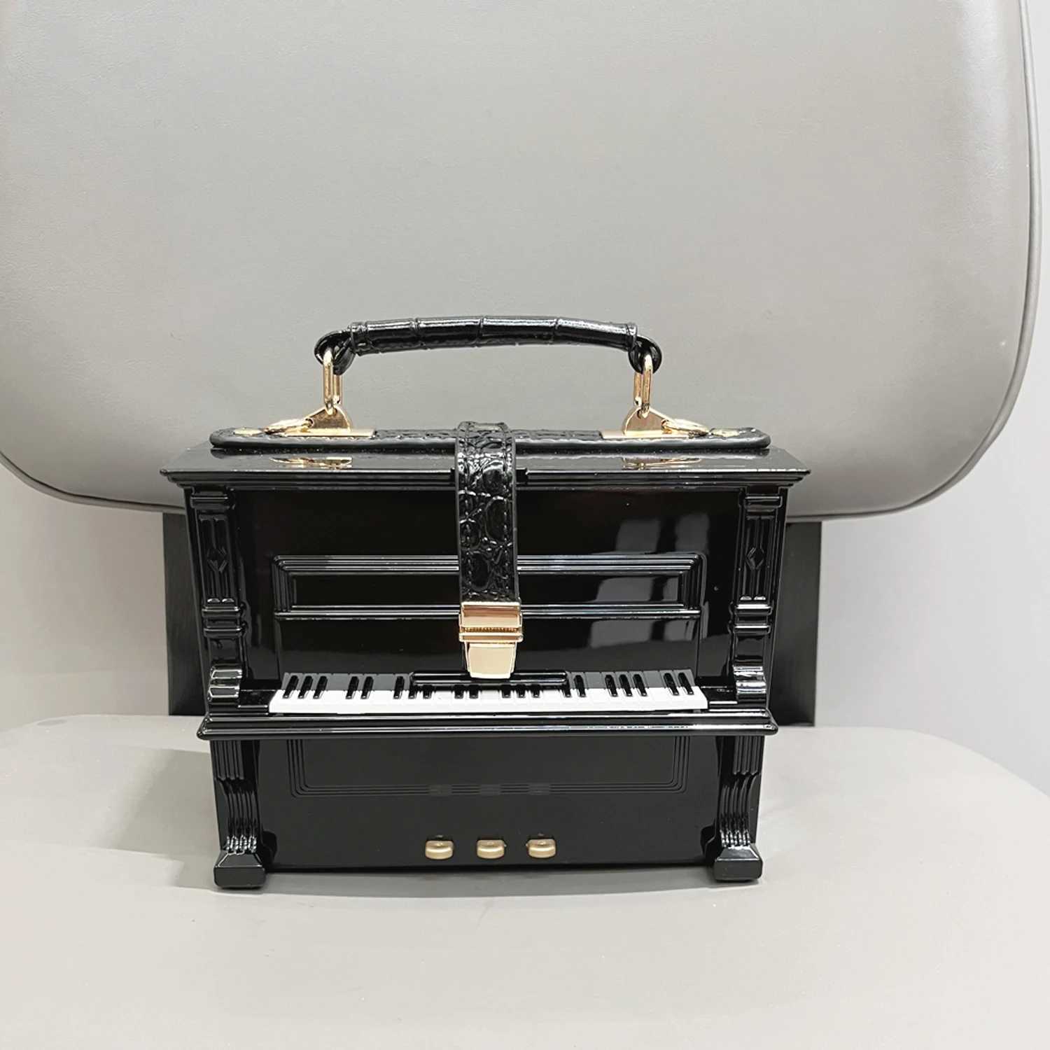 Wallet and Handbag Luxury Designer Cross Shoulder Bag Womens Piano Shaped Handbag Wallet Messenger BagXJ250412