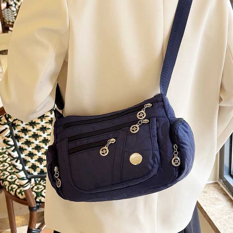 Neutral Handbags for Men and Women Are Suitable for Daily Commuting They Include Single Shoulder Bags and Crossbody BagsT2511112