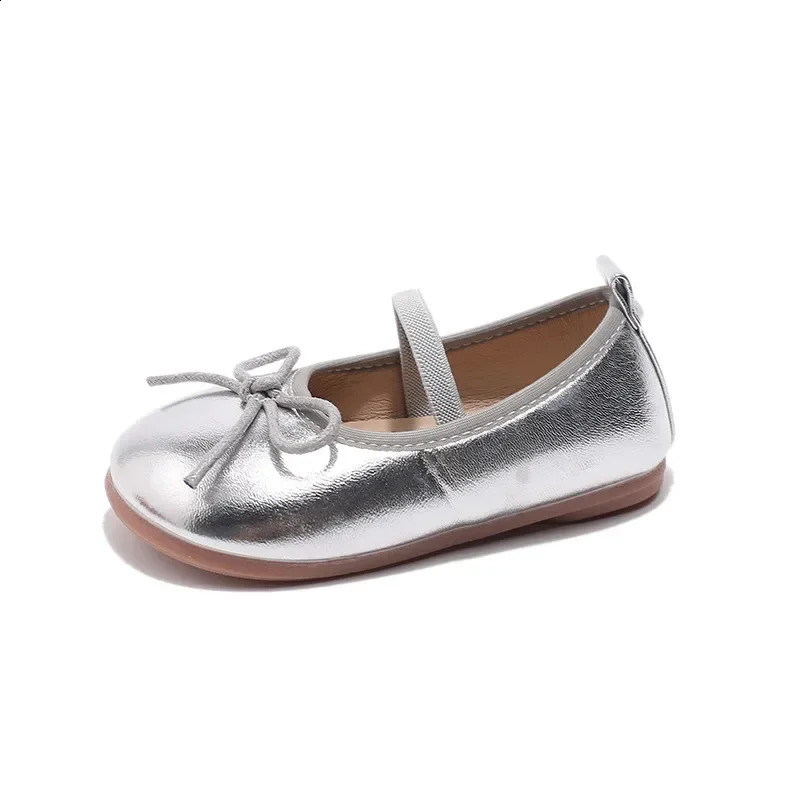 Girls dress shoes childrens elastic band shoes autumn childrens patent leather apartment Mary Jans princess shoes 23 250411