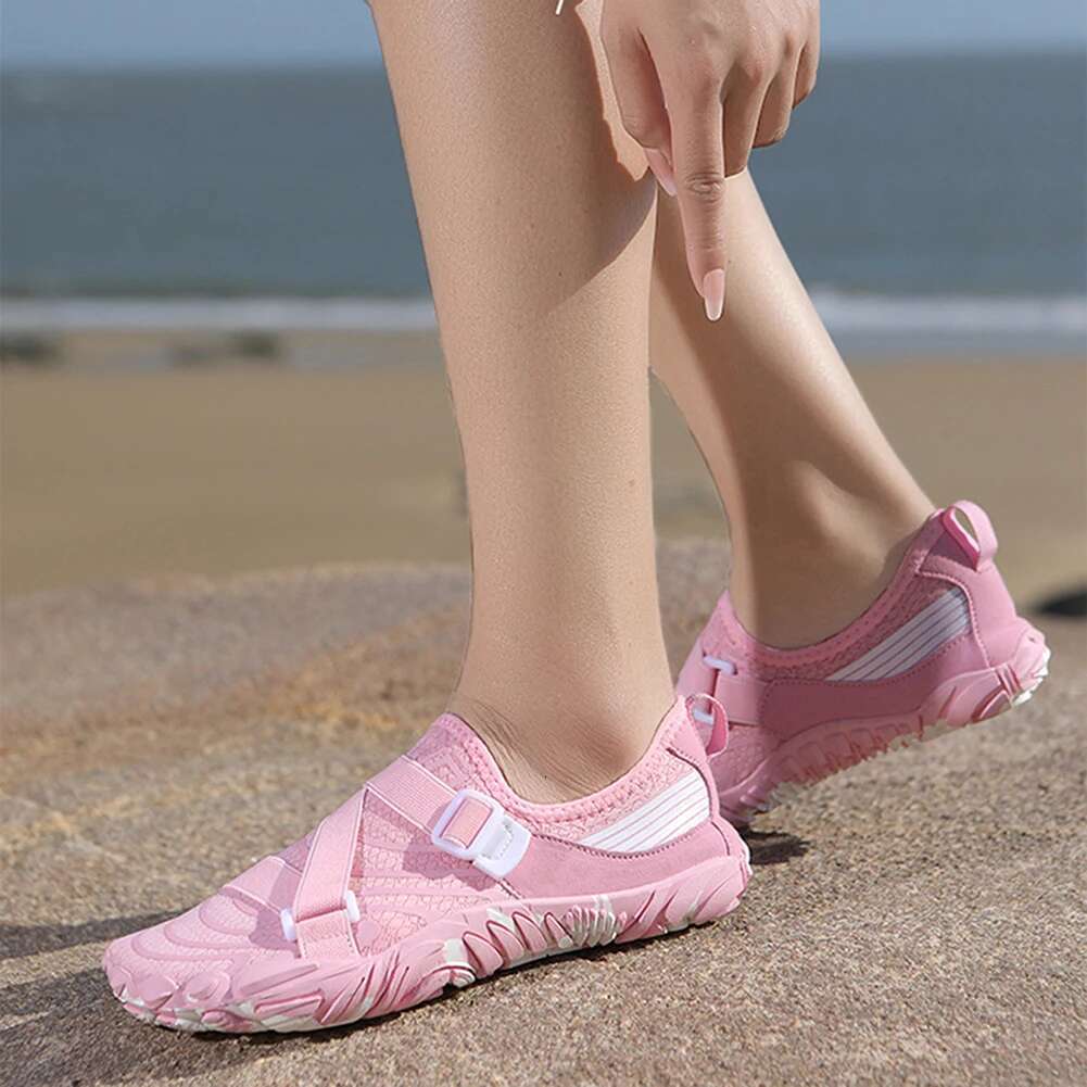 2025 Summer New unisex Swimming Yoga Barefoot Outdoor Beach Upstream Water Shoes Anti slip Diving Designer Fashion Sports Shoes