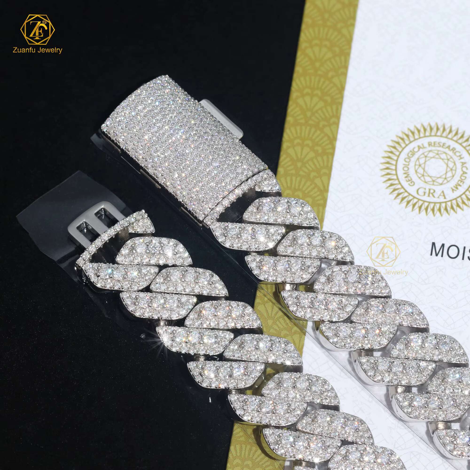 Hip Hop Jewelry Large Size 18mm Necklace VVS Moissanite Pass Tester with GRAWhite Gold Plated Cuban Link Chain for Rapper