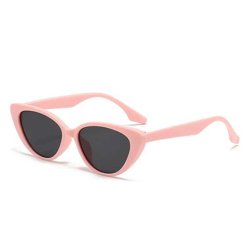 2024 Vintage Cat Eye Women Sunglasses Vintage Small Frame Sun Glasses for Men Luxury Brand Design Outdoor Eyewear UV400 Z250411