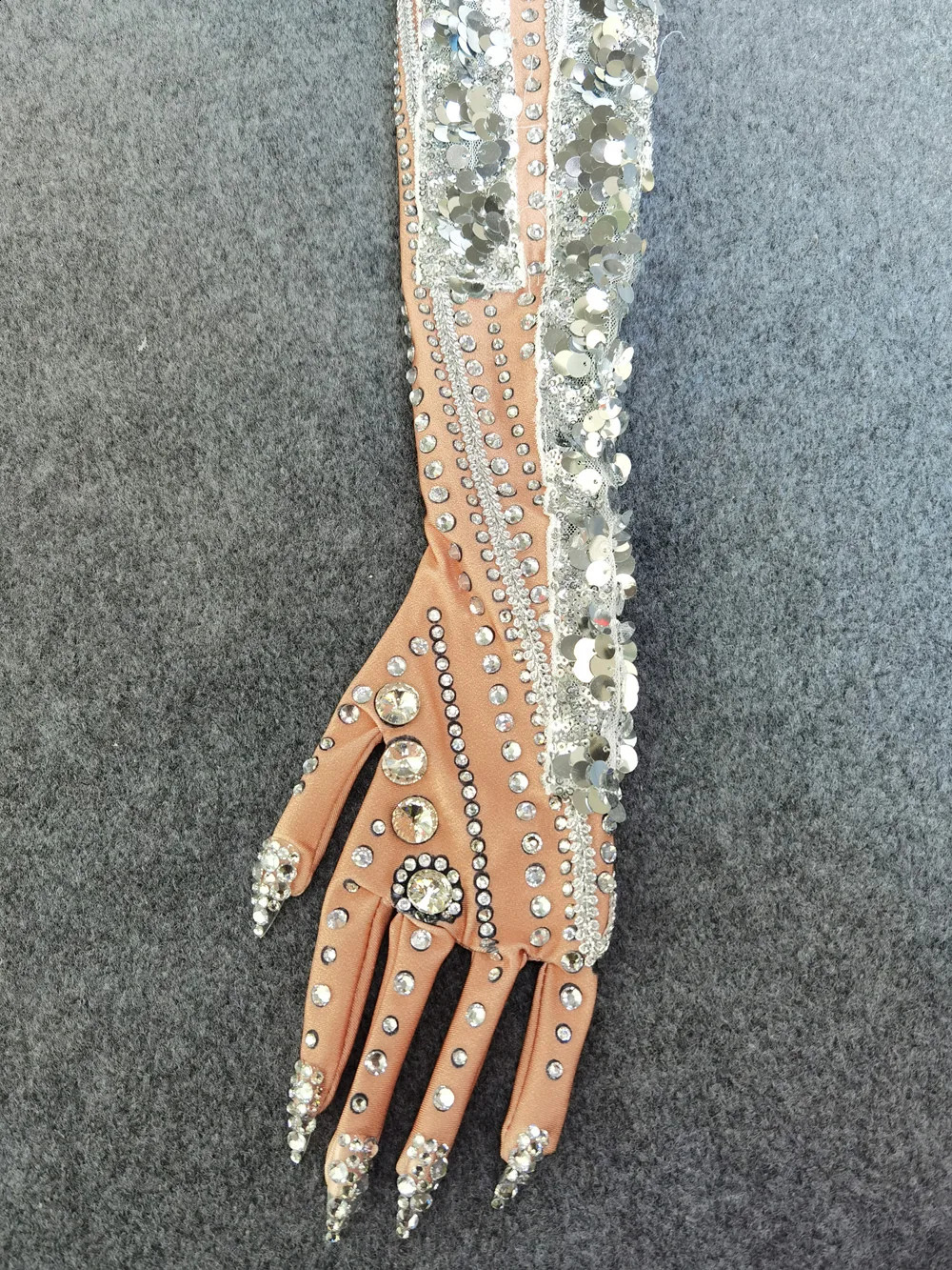 Fashion Party Rhinestone Gloves Women Skin Nude Color Ruffles Crystal Prom Wedding Long Gloves Dancer Singer Stage Accessories 250408