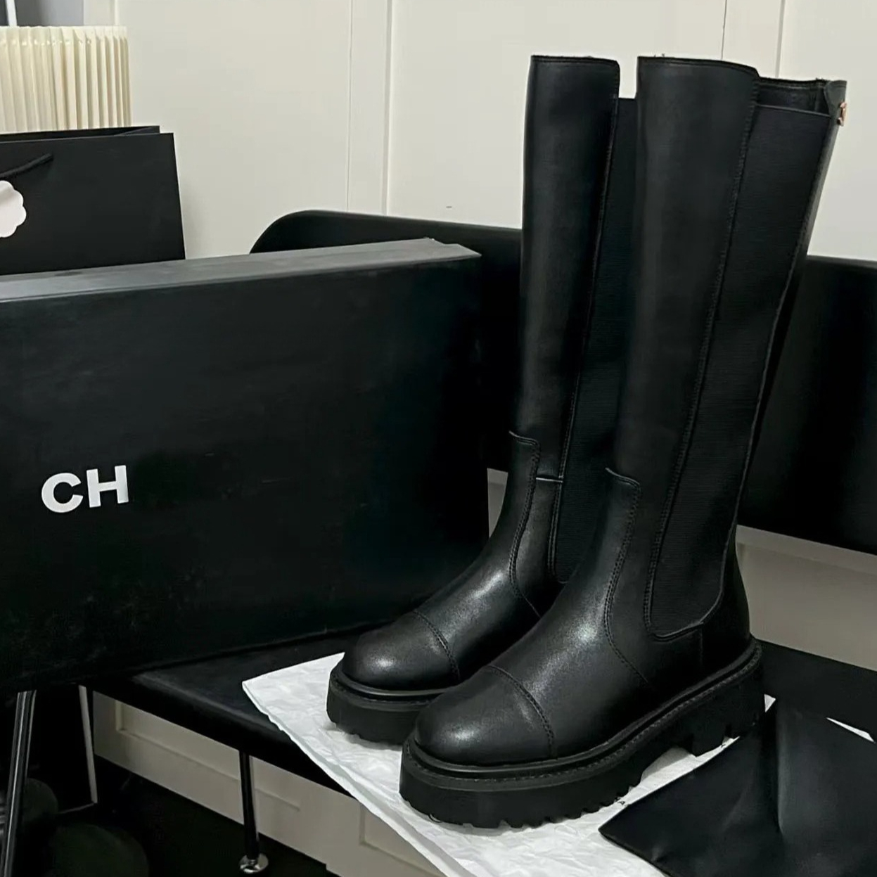 designer women's boots low heel thick-soled boots rainproof boots and luxury women's short boots autumn-winter women's long boots retro boots motorcycle boots