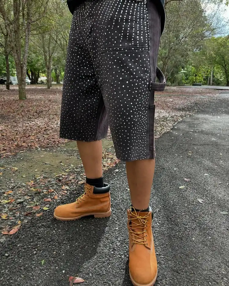 Streetwear Trend Fashion Rhinestone Denim Shorts Men Women Gothic Punk Hip Hop Baggy Shorts Y2K Harajuku Casual Sports Shorts 250411