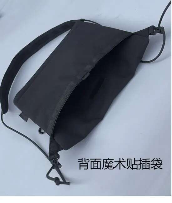 2025Ss Casual Shoulder Nylon Cloth Crossbody Men Durable Messenger Bag Fashion Fanny Pack