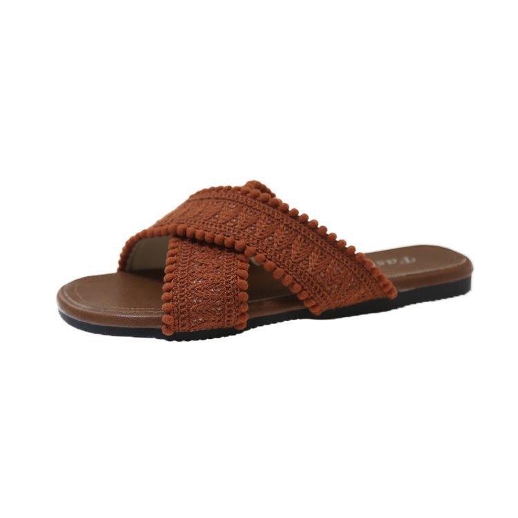 Ladies 2025 summer new fashion good-looking all ethnic wind sandals outdoor non-slip retro woven cross flat shoes beach shoes
