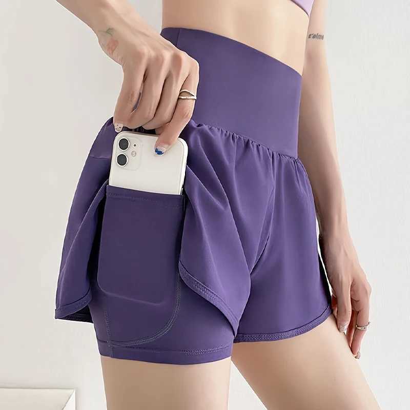 Womens high waisted sports shorts yoga tennis running Pilates bottom tight pockets fake two-piece sports pants Y250412