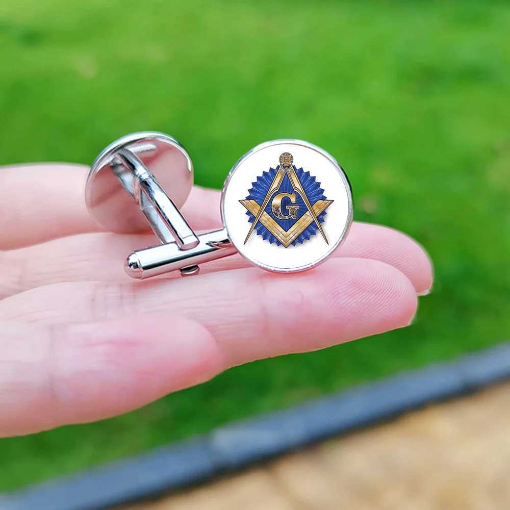 2024 New Freemason Mens Cufflinks Fashion Freemason Eye of God Symbol Glass Gemstone Cufflinks Business Shirt Button Tie ClipT250412