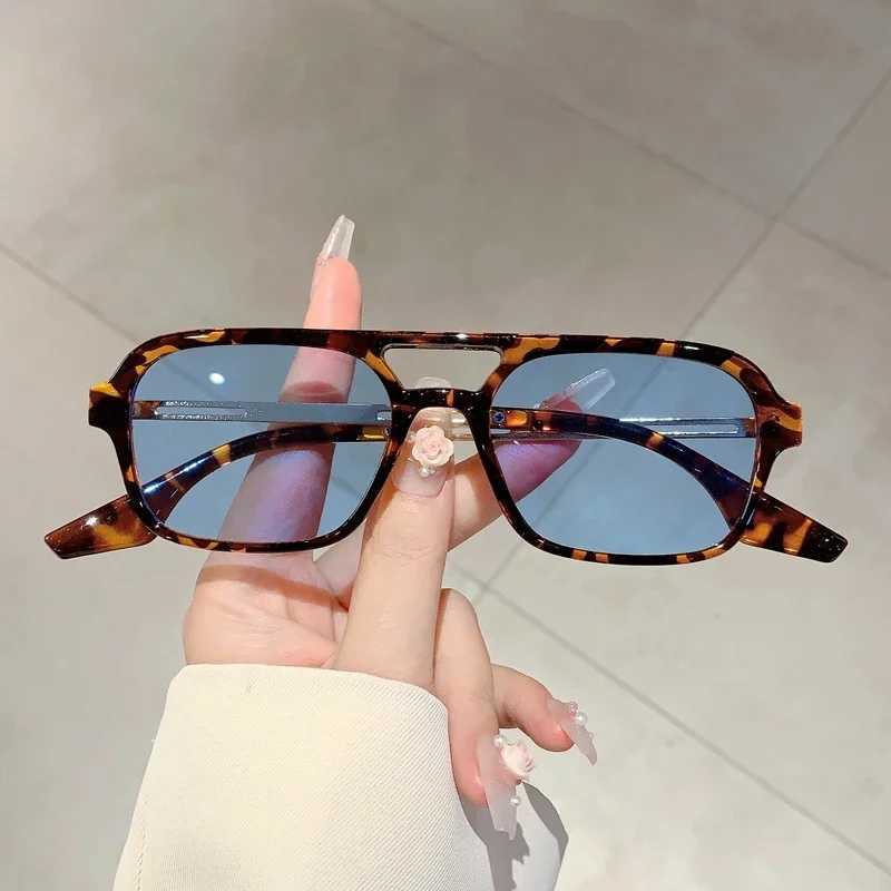 Trendy Women Grey Sunglasses Square Stylish Sun Shades for Travelling Hiking UV Protection Driving Design Sun Glasses Z250411