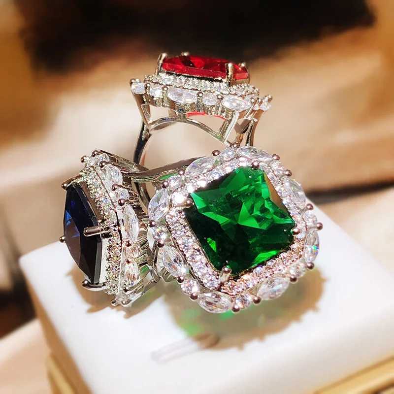 925 Silver New Luxury Set Princ Square Diamond Open Ring Womens Fashion Tanzania Spherical Engagement RingXJ250412