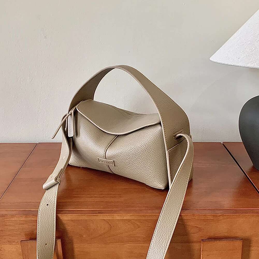 Horizontal Niche Fashion Shoulder For Women PU Leather Crossbody Bag Large Capacity Trend Tote Purse Designer Handbag