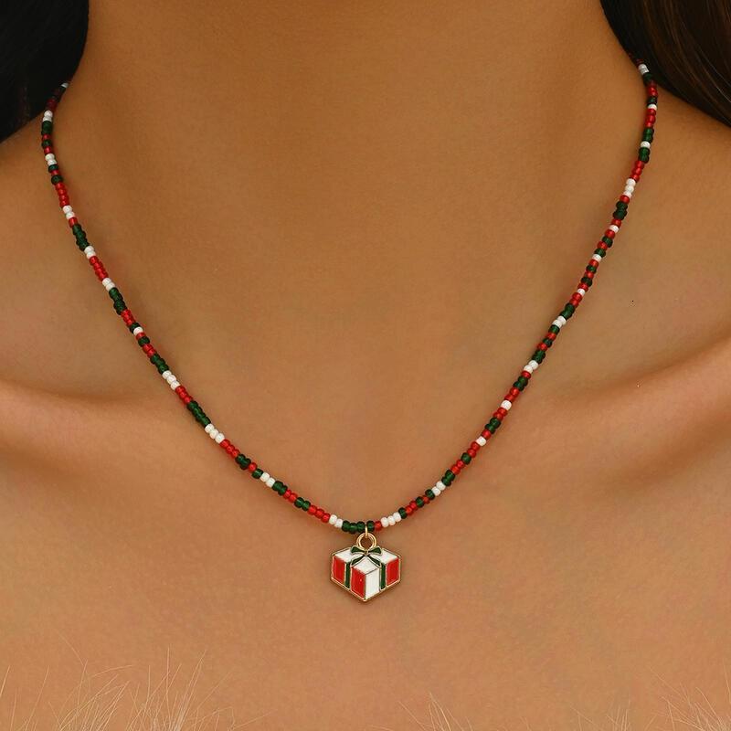 Christmas Charm Beaded Necklace - Festive Elegance for Holiday Celebrations