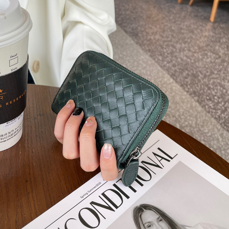 2025 new Genuine leather women's coin purse and card holder integrated bag sheepskin hand-woven with zipper large-capacity card clip