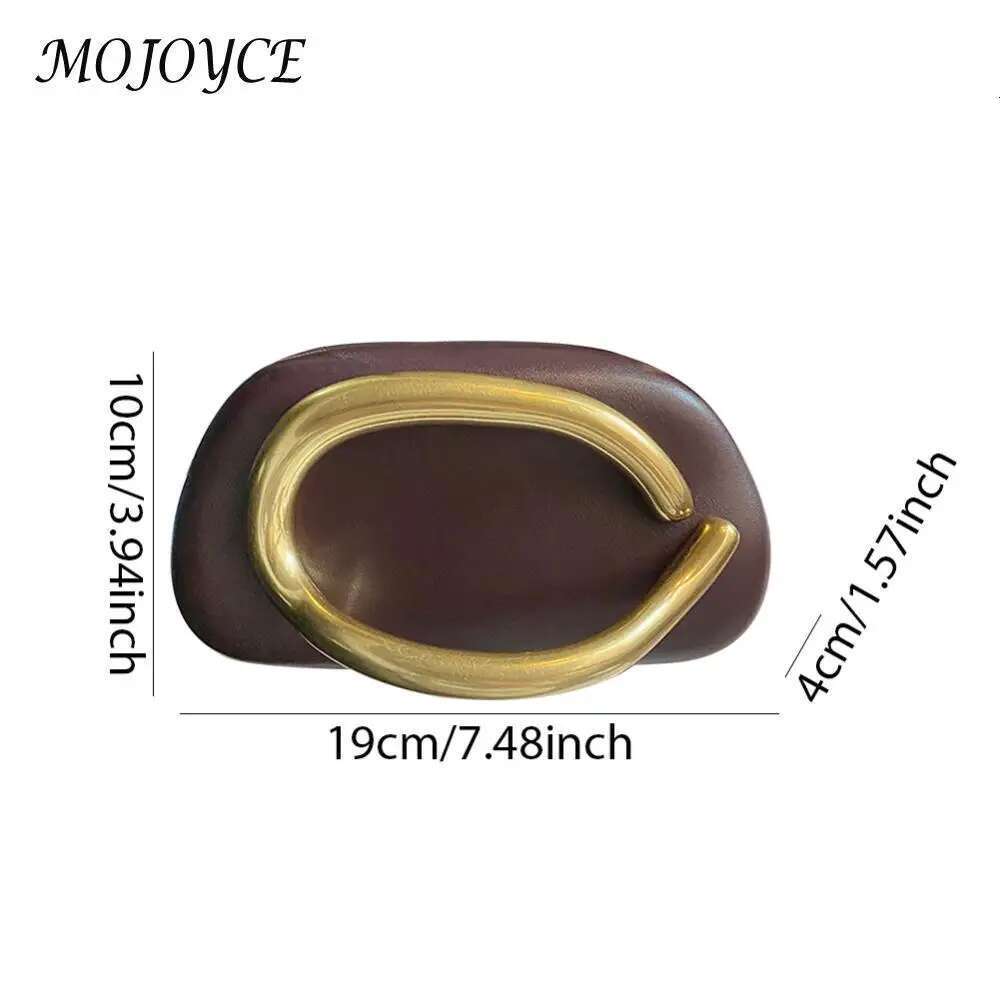 Women Retro Clutch with Chain All-Match Shoulder Vintage Crossbody Shopping Travel Party Phone Bag