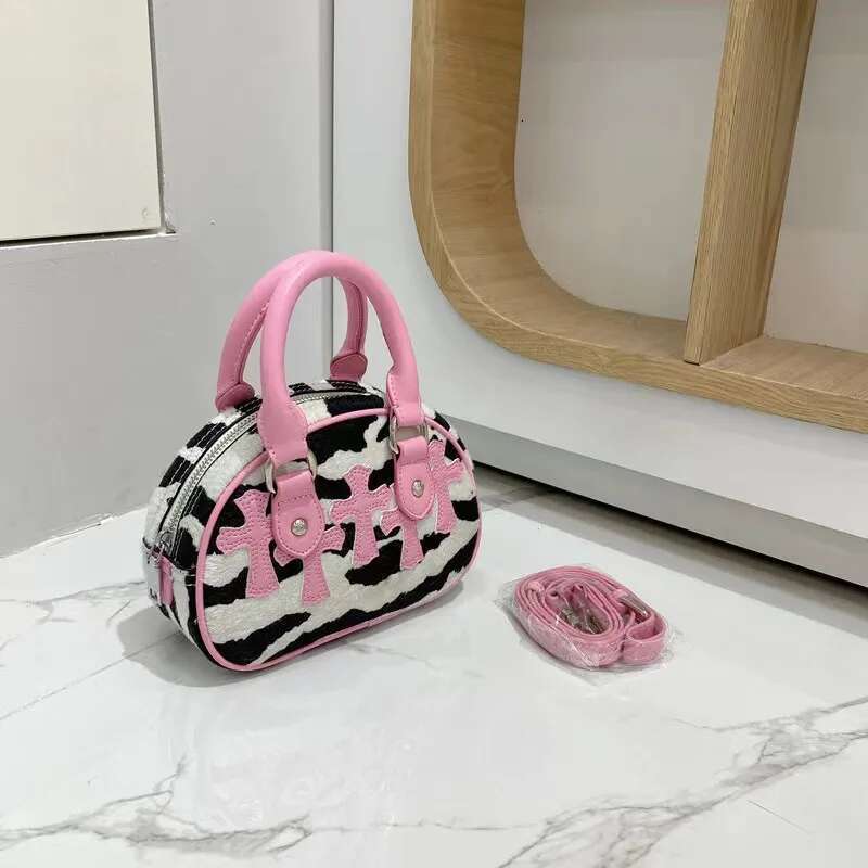 Niche Design Fashionable Versatile Pillow Ball Autumn And Winter Trendy Zebra Print Fur Small Cute Bag