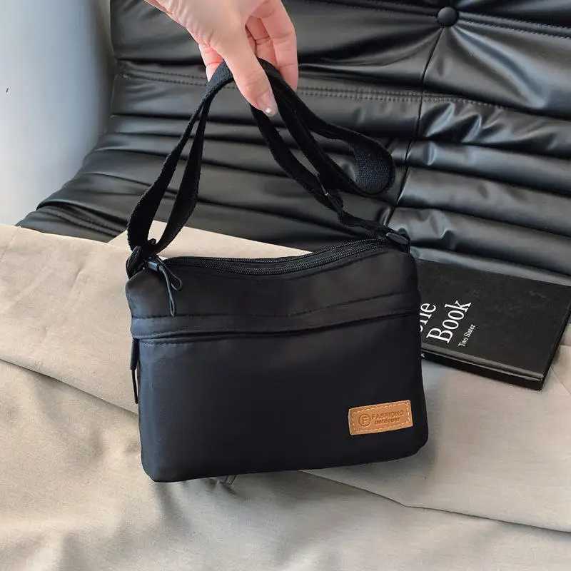 Single Shoulder Crossbody Bag Multifunctional Simple Nylon Cloth Bag Fashionable Casual Portable Bag Lightweight For Going OutT2511112