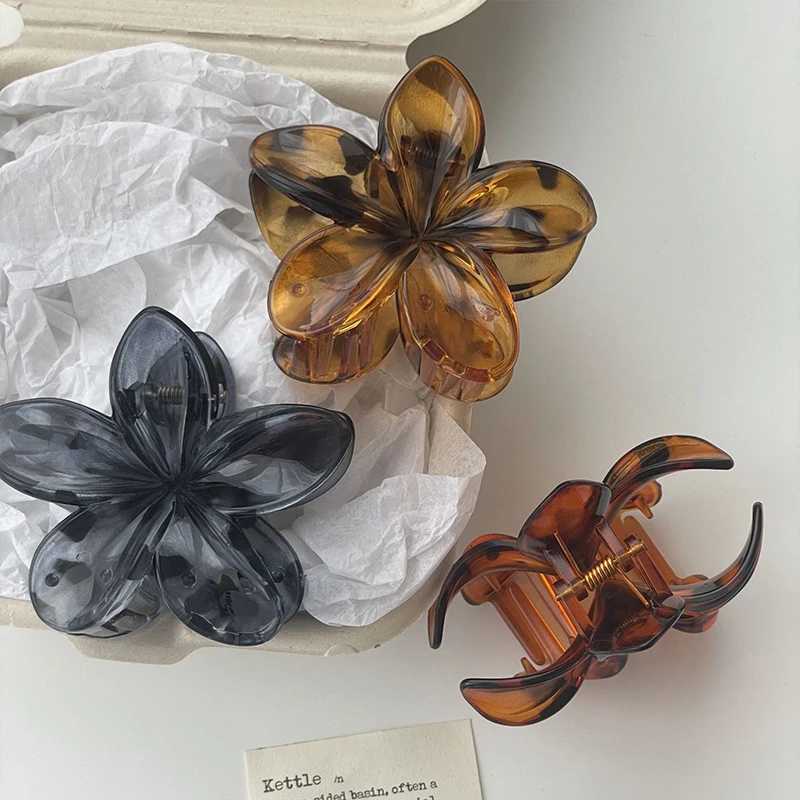 AISHG 8CM gradient egg flower acrylic womens hair clip retro hair clip crab clip bucket girl headwear accessories Y2504012