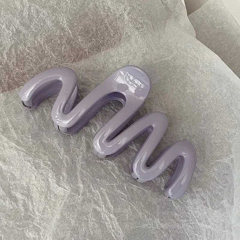 2023 Color Jelly Wave Hair Claw Womens Fashion Design Korean Sweet Simple Irregular Hair Clip Wear Wholesale Y2504012