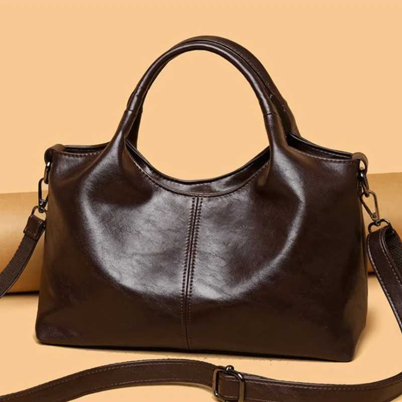 Solid Color Retro Elegant Pu Soft Handbag 2025 New Model for Women Simple and Versatile Large Capacity Crossbody BagC250412