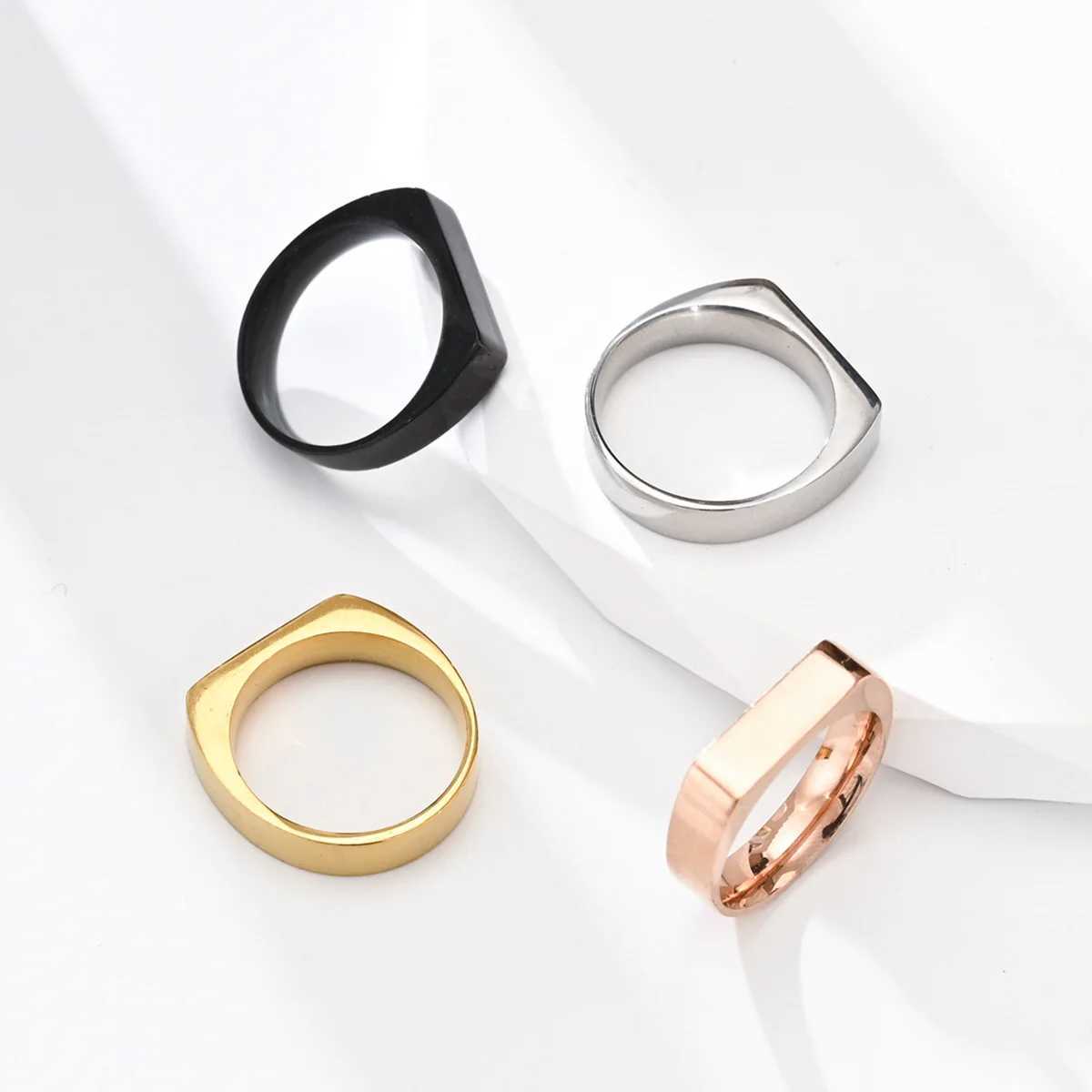 Mens punk stainless steel ring simple waterproof horizontal stripe ring classic casual jewelry giftXJ250412