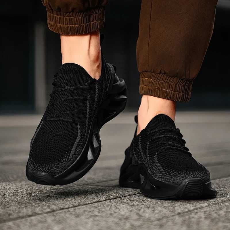 YRZL Mens Running Shoes Lightweight Breathable Mesh Comfortable Athletic Sneakers Non Slip Outdoor Sports Shoes for MenC250411
