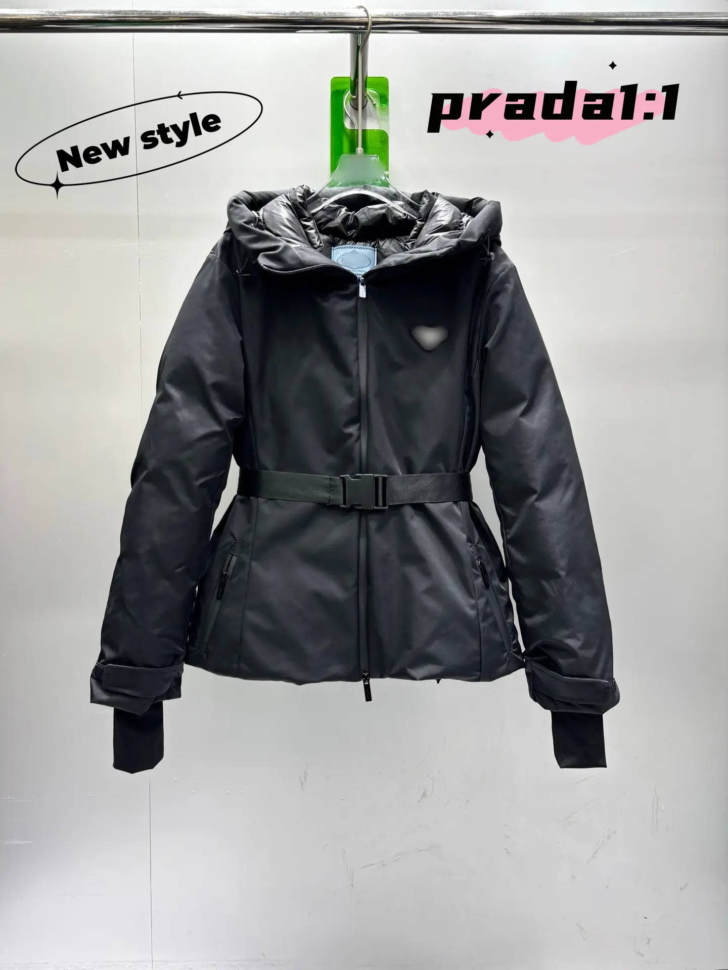 designer's new winter ski suit for women is designed as a down jacket, which is thick, warm, windproof, fashionable, novel and trendy