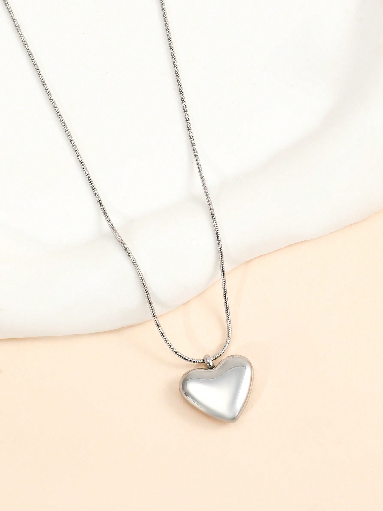 Simple Love Silver Necklace Fashion Accessories