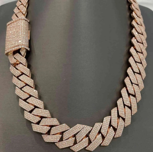 Elegant Women's Cuban Link Chain Bracelet - 14mm Wide, Moissanite VVS Stones for a Stylish Hip Hop Look