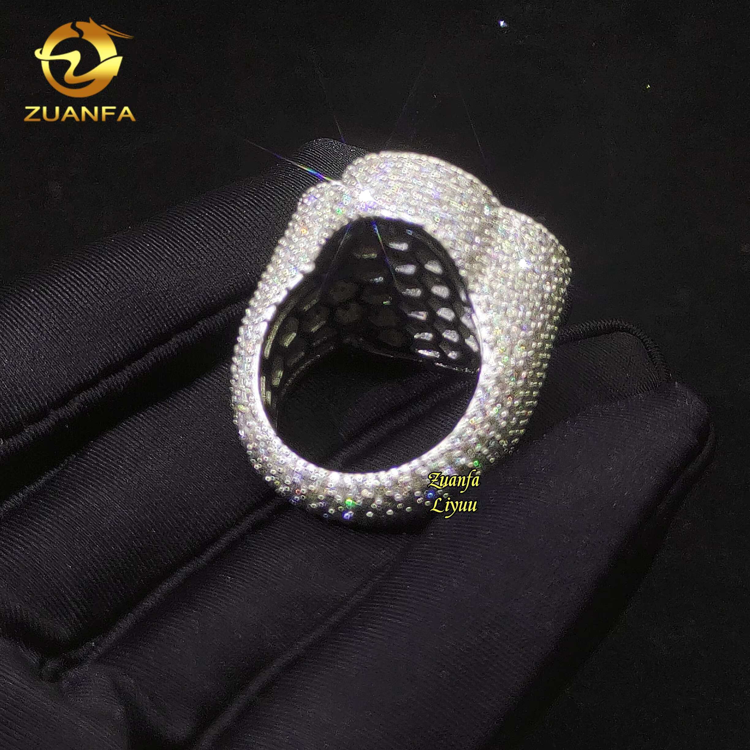 New Arrival Full Iced Out Moissanite Diamond Rings Fashion Hip Hop Clover Ring Baguette Diamond Engagement Rings for Men Women