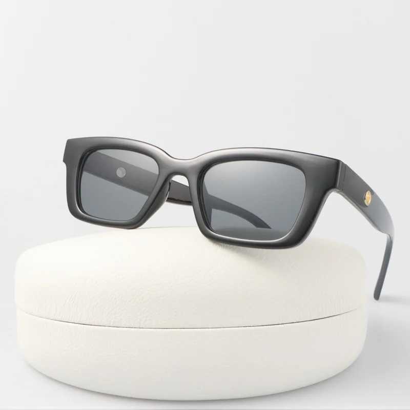 New Square Sunglasses Man Brand Designer Vintage Sun Glasses Male Fashion Multicolor Mirror Small Frame Travel Oculos De Sol Z250411