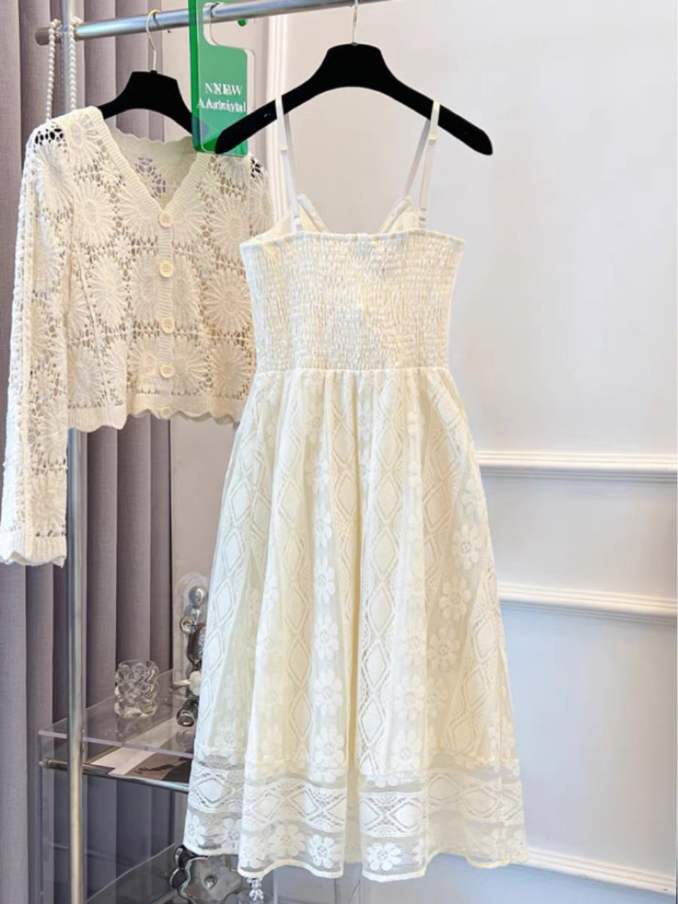 K204 style lace dress manufacturers spot wholesale apricot suspender dress