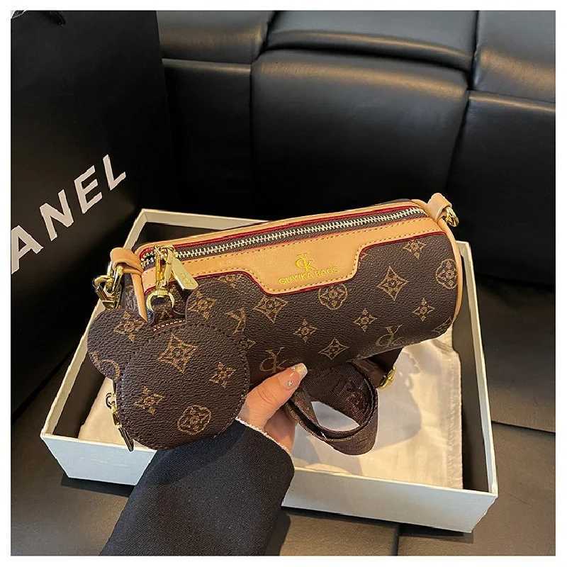 Minimalist Casual Messenger Bag Solid Color Simple Design For Women Everyday Use Elegant Functional StyleW251112