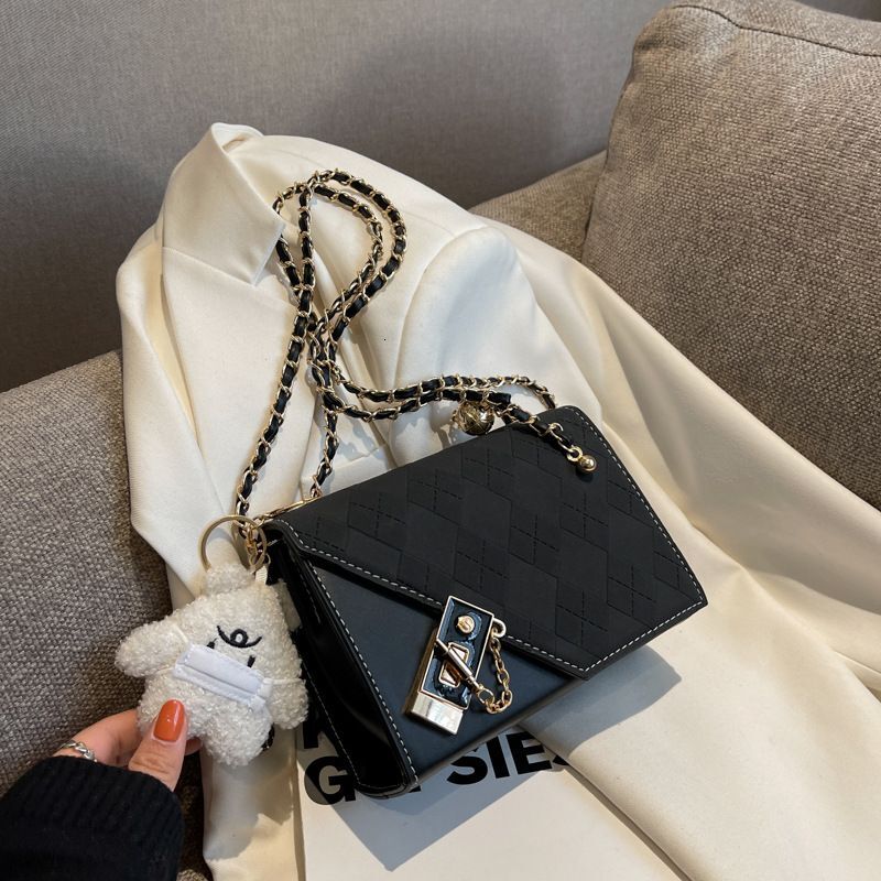 Personalized Niche Design Small Square Bag Fashion New Matte Ladies Shoulder Messenger Ladies Bag