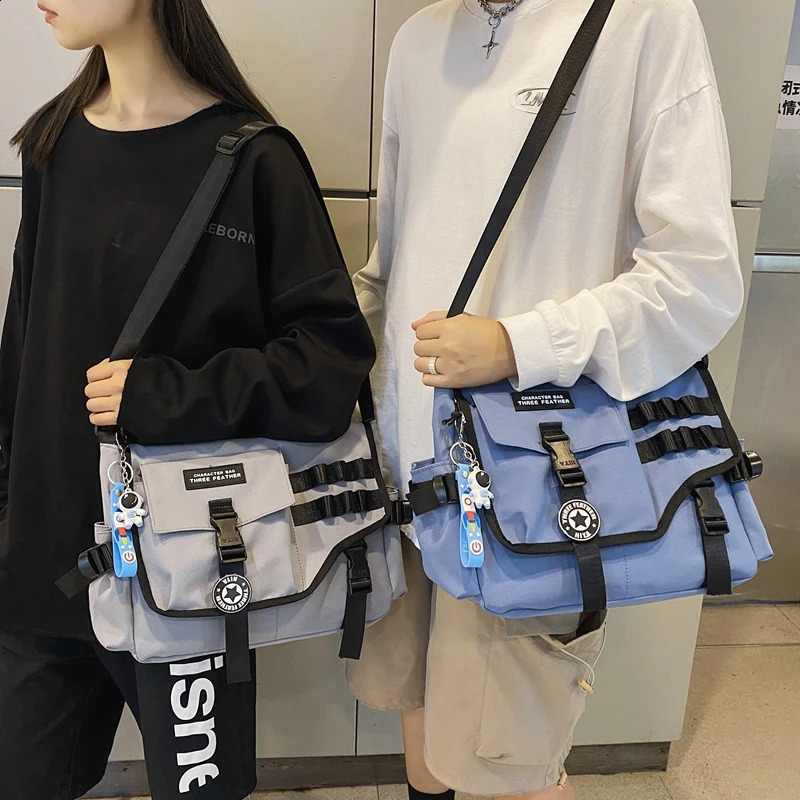 Neutral nylon fabric messenger bag with multiple pockets large capacity shoulder shopping bag student backpack womens handbag 250411