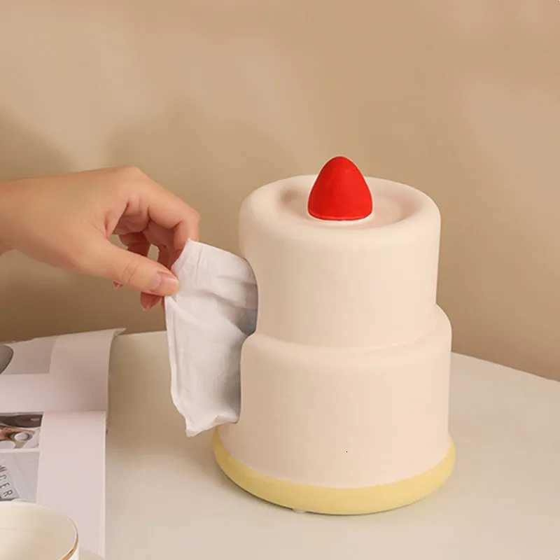Ceramic Tissue Box Strawberries Cake Shape Cartoon Cake He Desktop Storage Paper Towel Holder Napkin Holder He Decoration Y251112