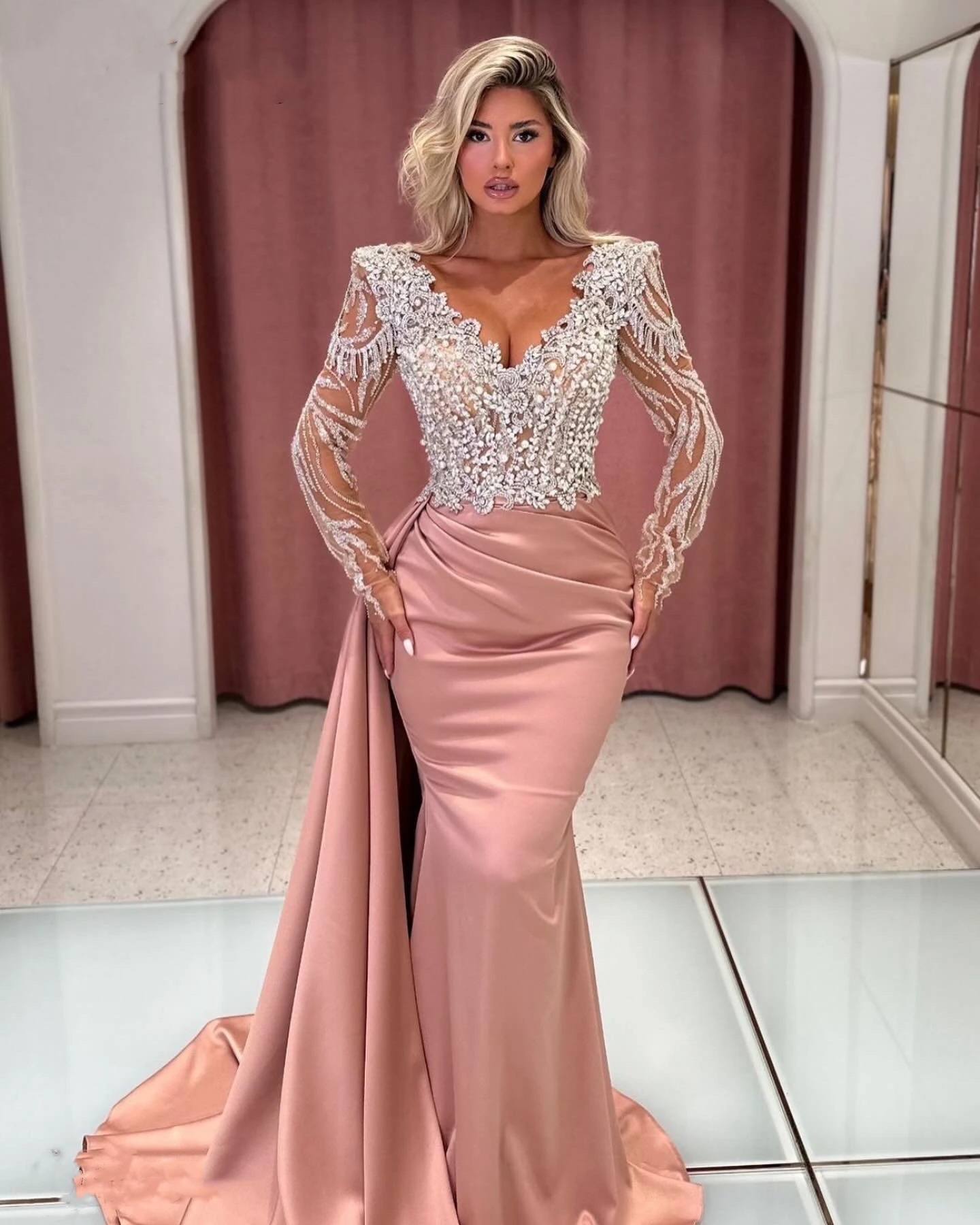 Gorgeous Pearls Crystal Evening Dresses Mermaid Prom Gowns Beading Sweetheart Neck Sleeves Rhinestone Customized Formal Occasion Party Dress Vestidos 