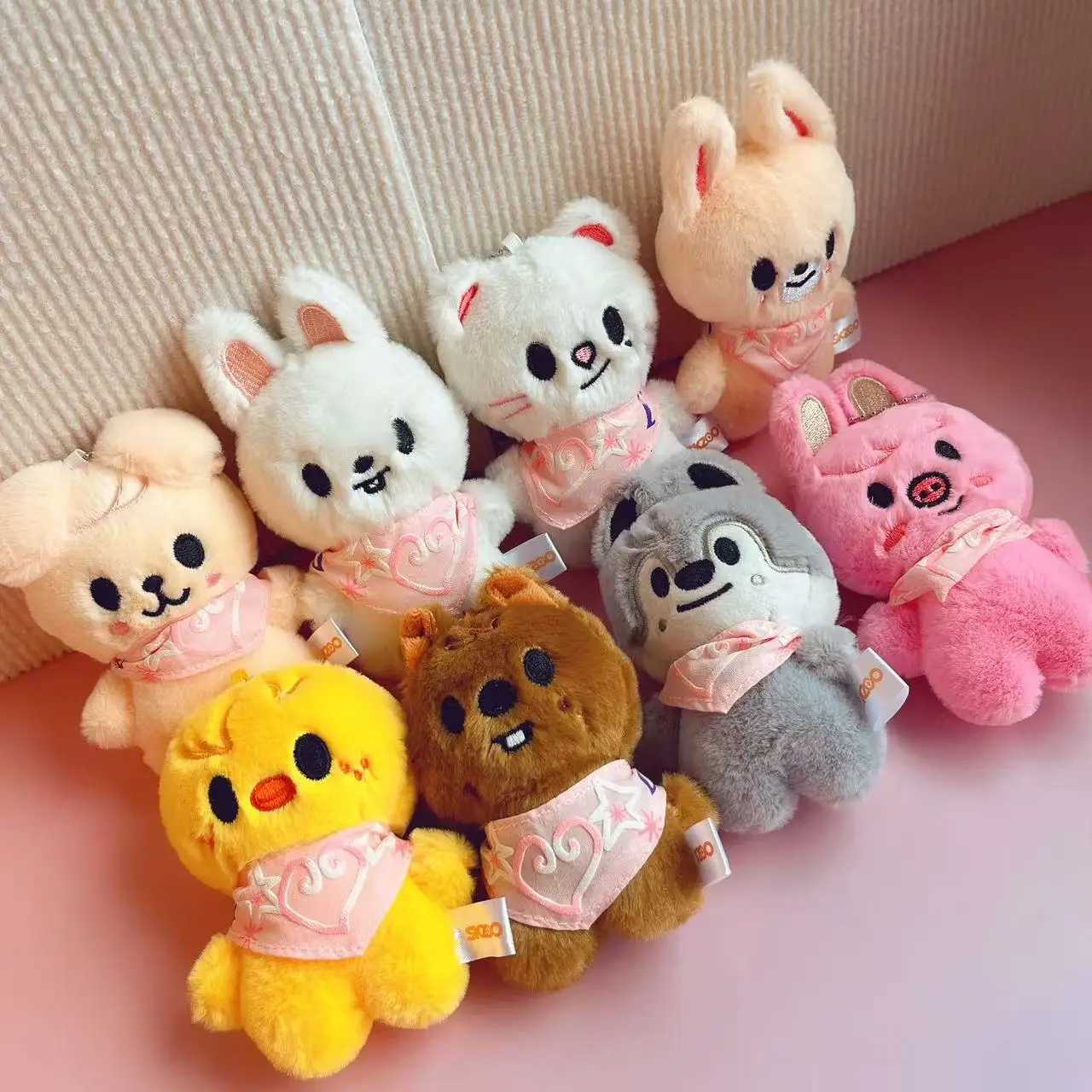 SKZOO Plush Keychain Stray Kids Plush Toy Water Scarf Bean Eye Li Longfu Keychain Pendant Childrens Creative Toy K251111