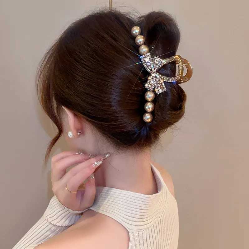 2024 Fashion Korean Edition Pearl Crystal Bow Horse Tail Claw Clip Girl Hair Accessories Y2504012
