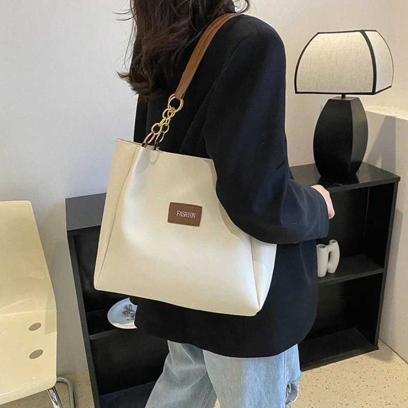 1 piece of atmospheric commuting Fi popular handbag summer trend new student makeup class bag simple casual shoulder bagXJ250412