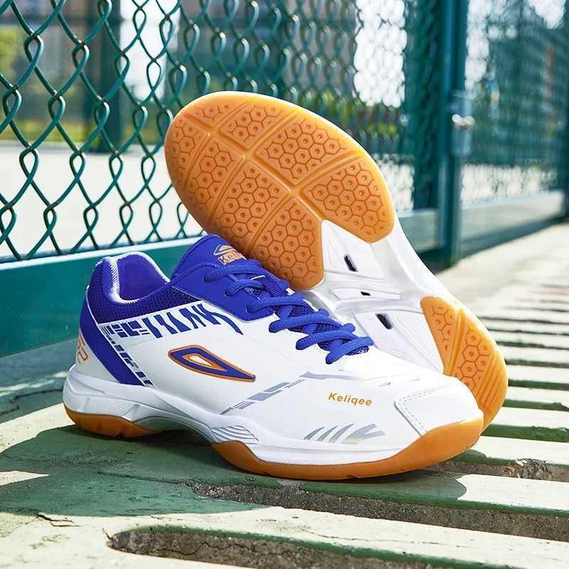 New Tennis Shoes Mens Badminton Sneakers Light Table Tennis Footwears Luxury Gym Sneakers M training running shoes for man Z250411
