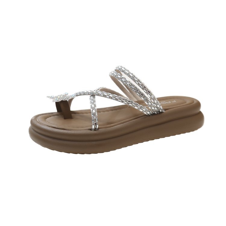 Ladies 2025 summer new French rhinestone fashion fairy slippers wear flat casual clip-on toes with a skirt beach flip-flops
