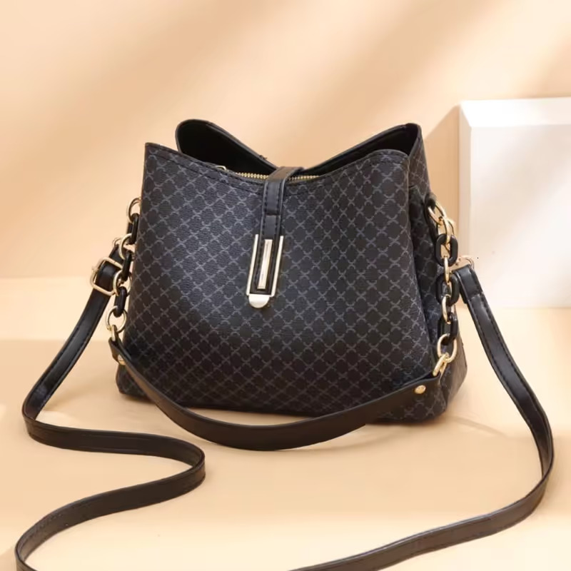 Quality New Leather Handbags High Capacity Advanced Sense Female Long Strap Shoulder Bag