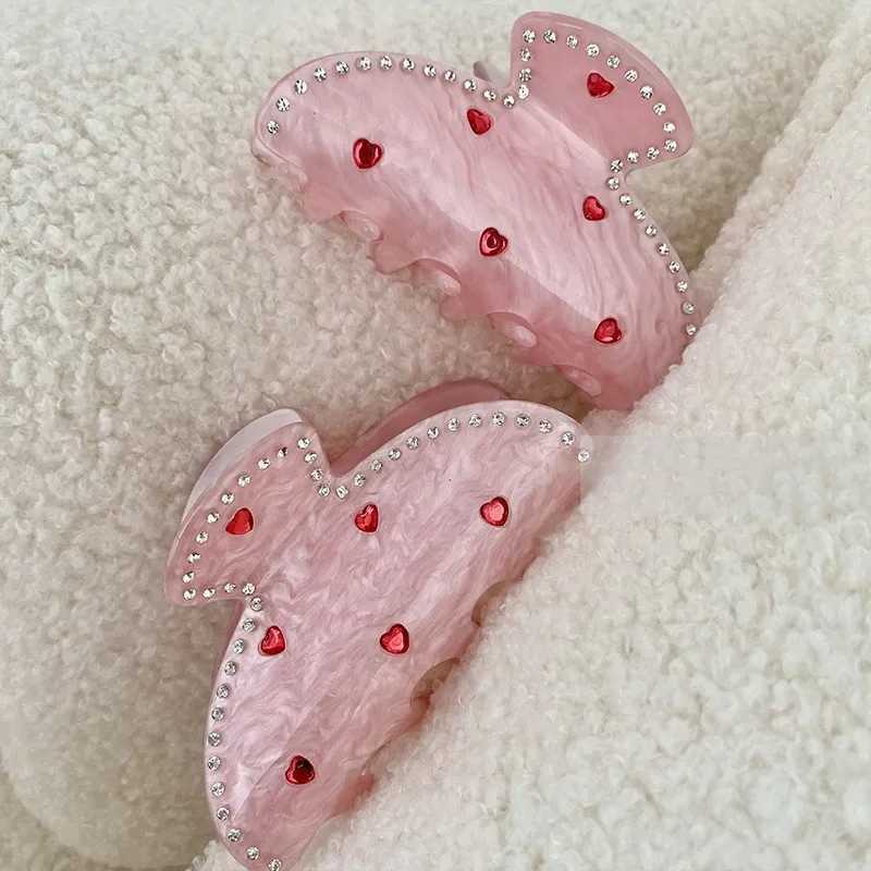 DuoShang Sweet Rhinestone Heart Powder Hair Clip Acetate Claw Clip Valentines Day Gift Crab Hair Clip Y2504012