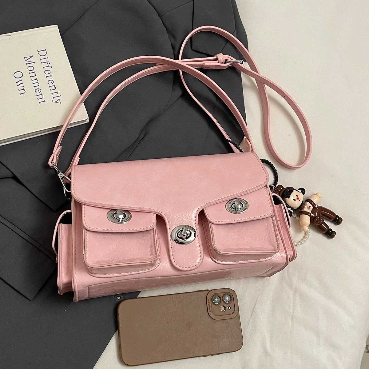 Womens Glossy Crossbody Bag Solid Color PU Metal Initial CharmCute Pendant Large Capacity Flap Snap Adjustable StrapW251111