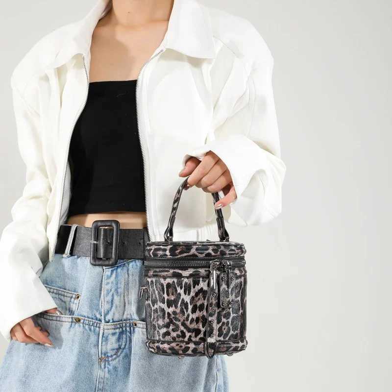 Retro womens bag 2024 leopard PU leather cross body mini womens zipper round bucket handbag wallet messenger bagXJ250412